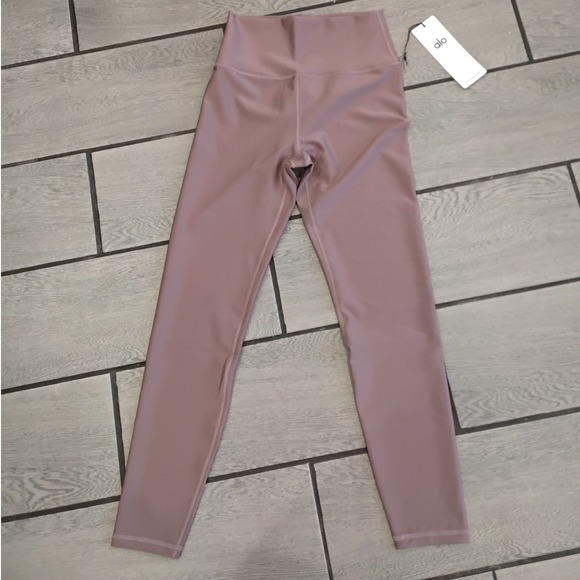 ALO Yoga Pants - Alo Yoga 7/8 High-Waist Airlift Leggings Mushroom W5766R Womens Size M NWT